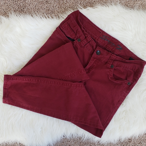 Seven7 Maroon Jeans - Picture 1 of 6